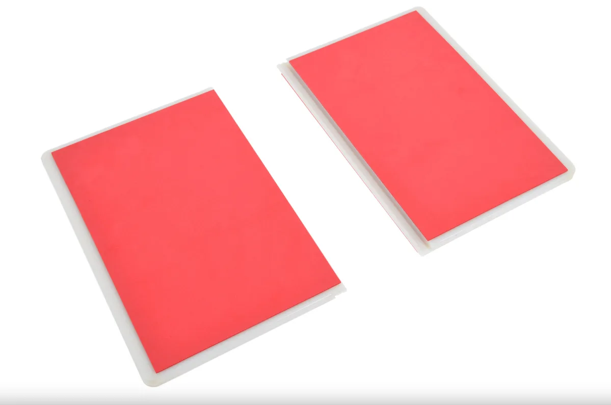Planche-de casse-réutilisable-rouge