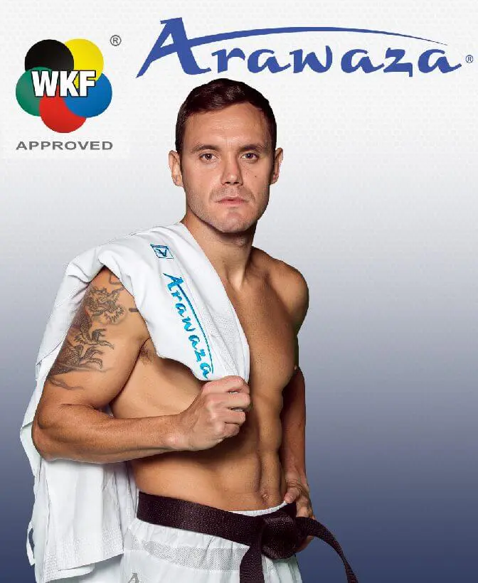 Kimono Arawaza Kumite Deluxe Evo Première League rouge/bleu WKF 8 arawaza-kumite-deluxe-evo-premiere-league-bleu