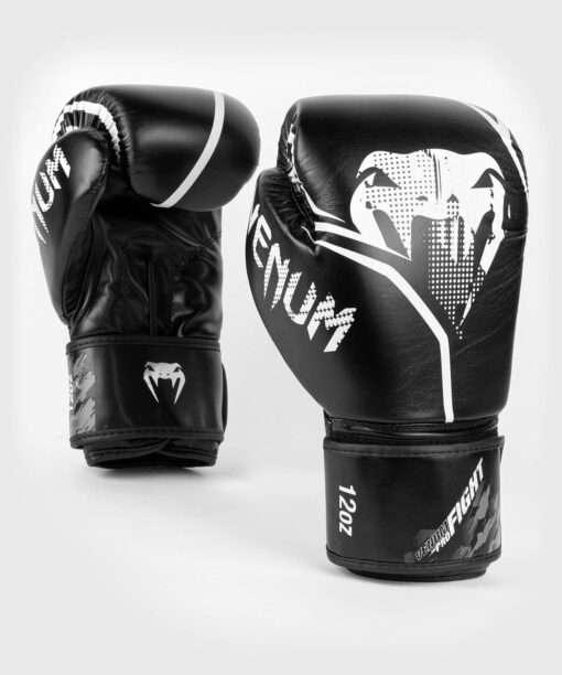 gants-de-boxe-venum-contender-1-2-noir-blanc