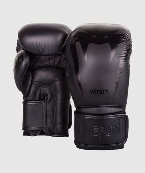 gants-de-boxe-venum-giant-3-0-noir-noir-10oz