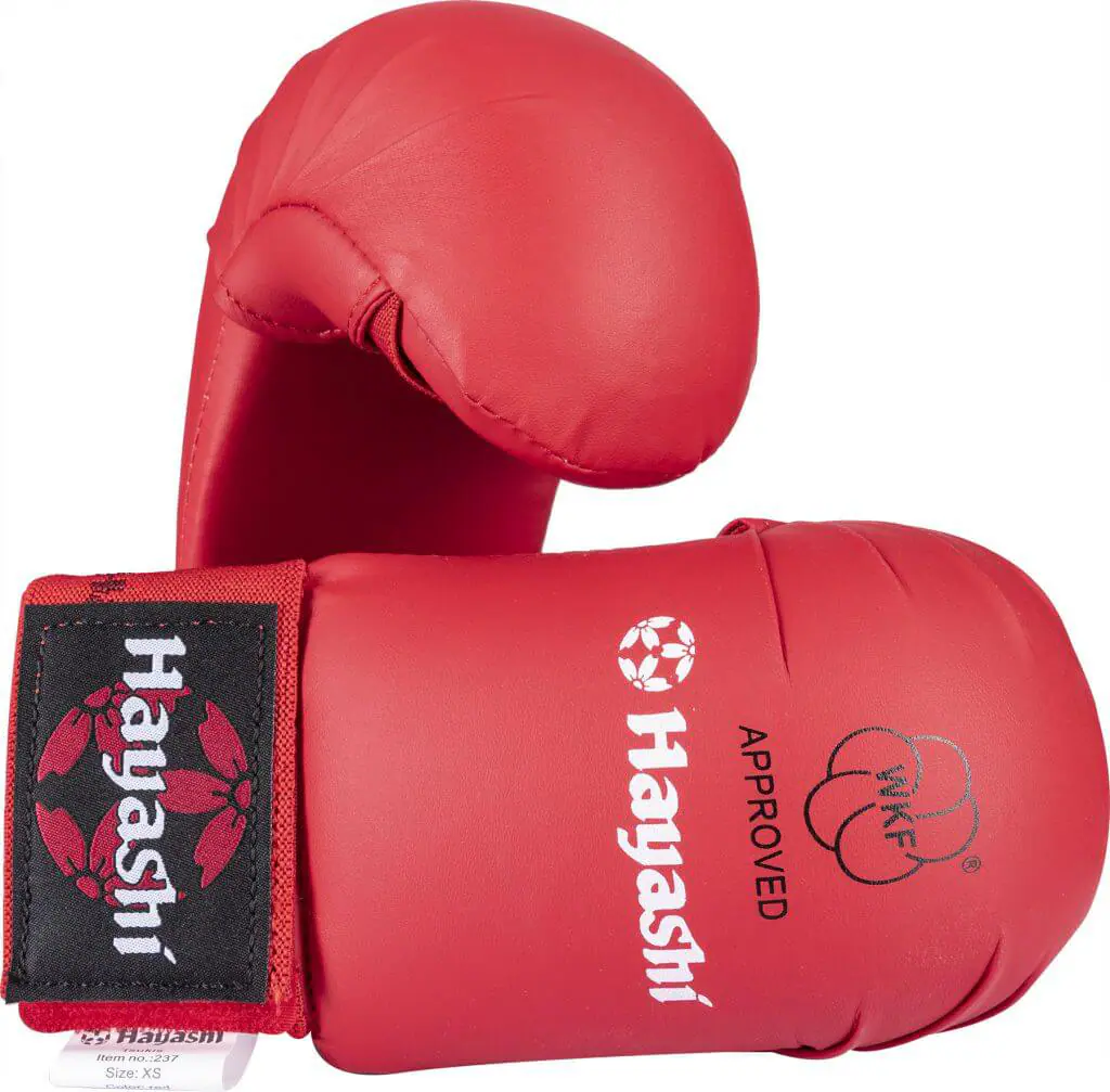 Gants de Karate Tsuki Hayashi bleus ou rouges - WKF 4 gants-de-karate-tsuki-hayashi-rouges-wkf