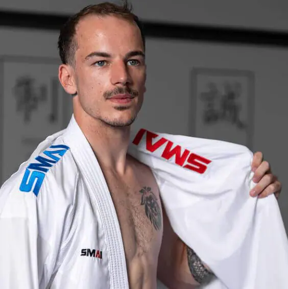 karate-gi-inazuma-rx-reversible-smai-wkf-rouge-bleu