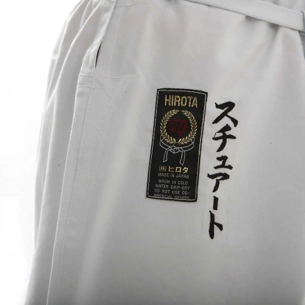 Kimono Hirota MH-12 - Light-Weight 5 kimono a-karate-gi-hirota-broderies-pantalon