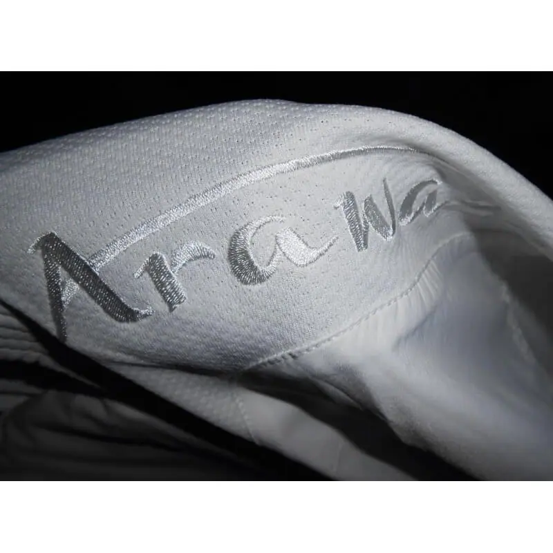 Kimono Karate Arawaza Onyx Air - WKF 4 kimono-karate-gi-arawaza-onyx-evolution-broderie-epaules-blanches