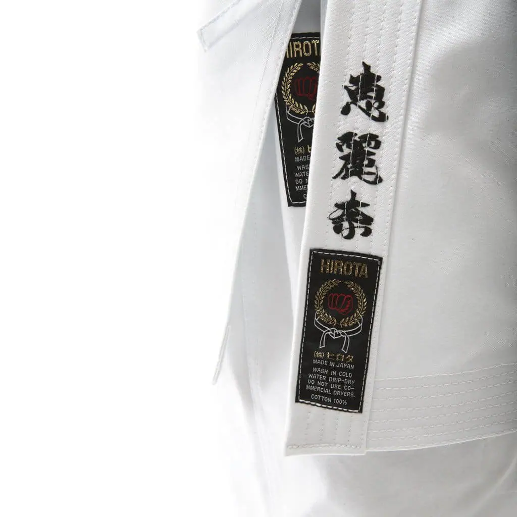 Kimono Hirota MH-12 - Light-Weight 6 kimono-karate-gi-hirota-broderies-veste