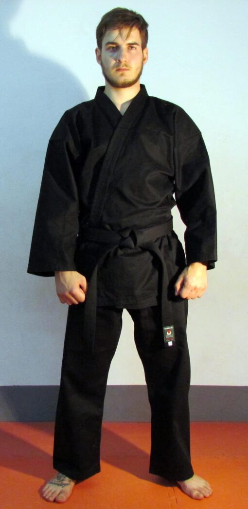 kimono-karate-gi-kamikaze-basic-black-noir-kobudo-hachiji-dachi