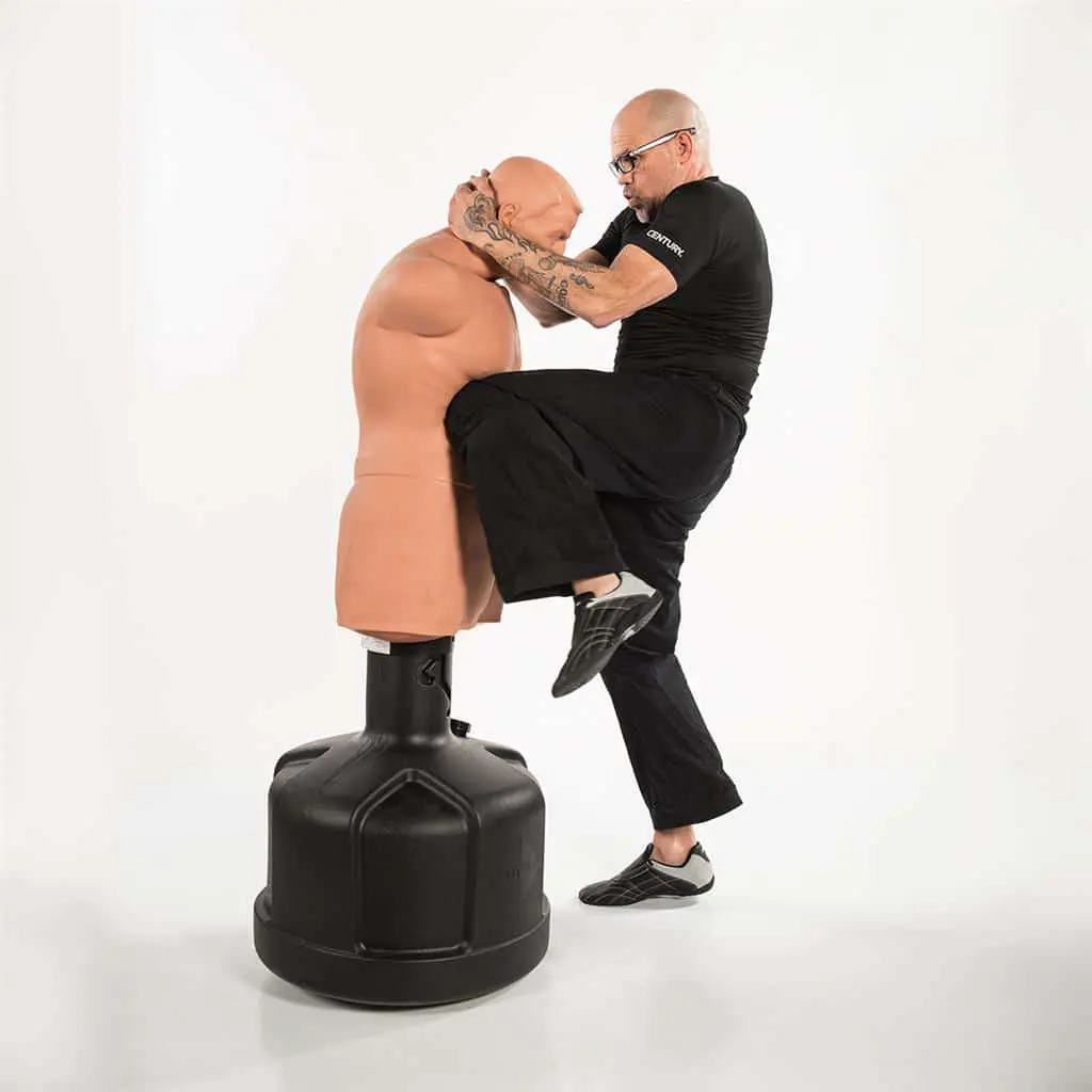 mannequin-de-frappe-big-bob-xl-century-hiza-geri-sur-karate-gi
