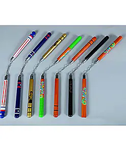 nunchaku-en-bois-decore