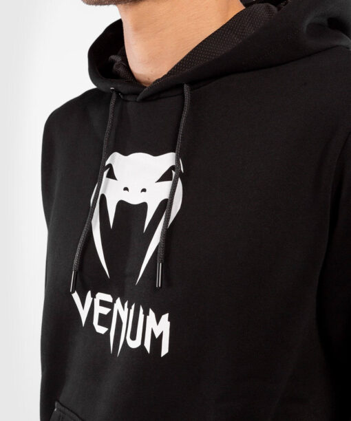 sweatshirt-venum-classic-noir-blanc-logo